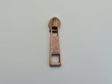 Load image into Gallery viewer, Long Bar Zipper Pull - No.5
