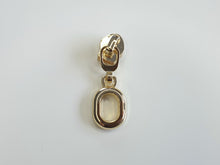 Load image into Gallery viewer, Oval Drop Zipper Pull - No.5
